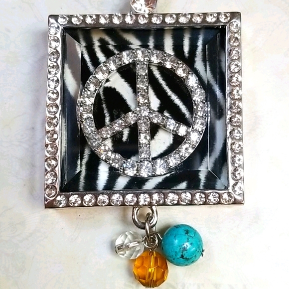 Hand Crafted Vintage Shadowbox Rhinestone Peace Sign Pendant - Picture 6 of 15